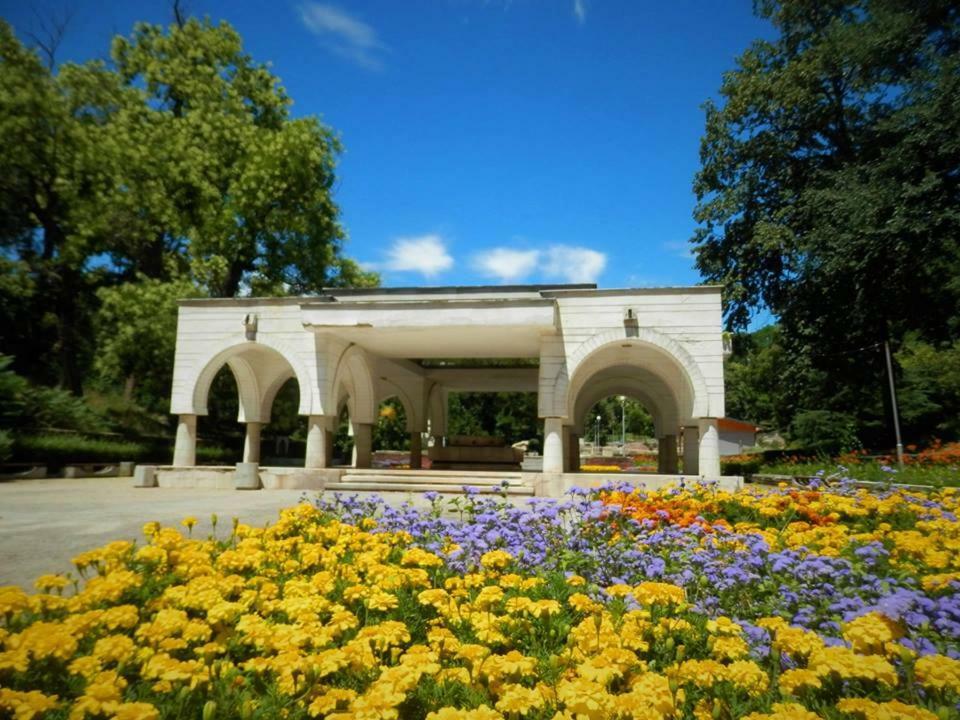 Апартамент 13 Hisarea Exterior foto